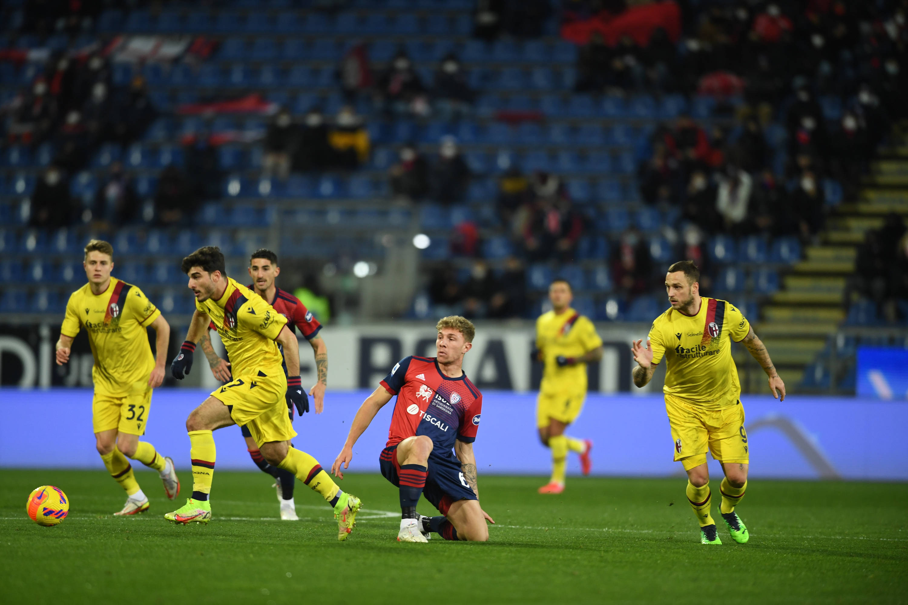 罗马逆转打败斯特拉斯堡，佛罗伦萨主场遭限制的简单介绍