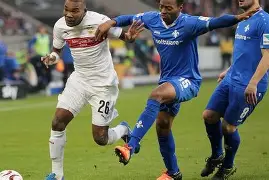 阿尔明根队在德国足球联赛中取得耀眼成绩 阿尔明根队在德国足球联赛中取得耀眼成绩