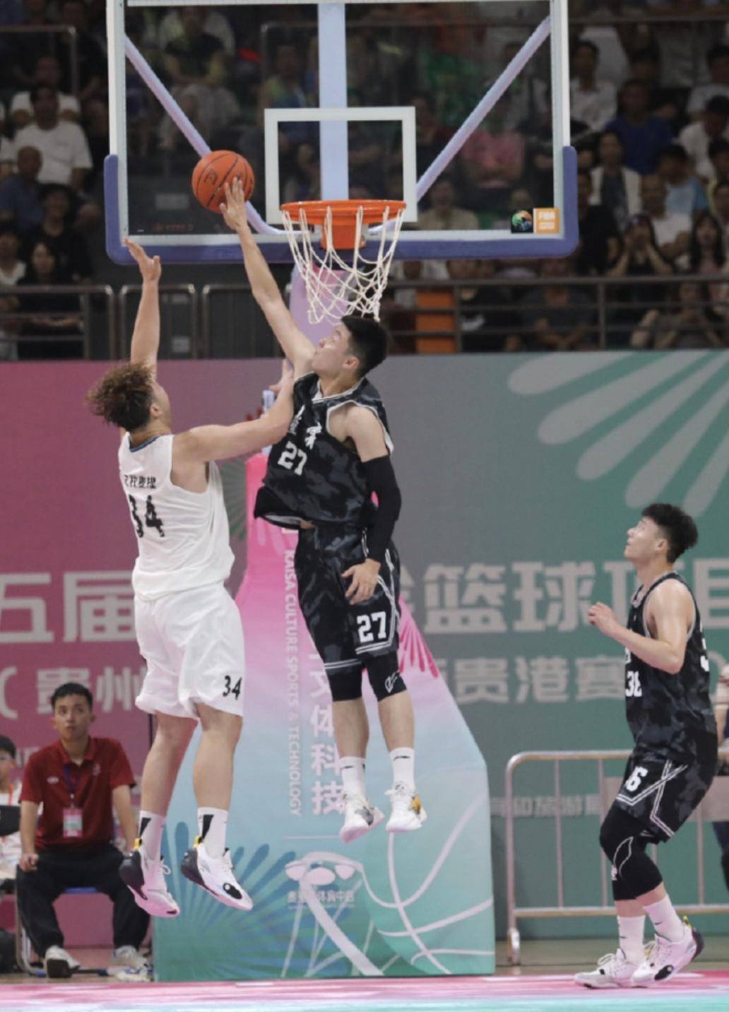 辽宁男篮主场大胜,顺利晋级季后赛 辽宁男篮主场大胜,顺利晋级季后赛