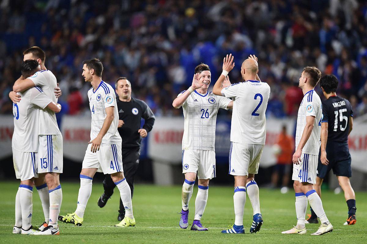 狼队客场遭遇失利,跻身前十难题重重 狼队客场遭遇失利,跻身前十难题重重