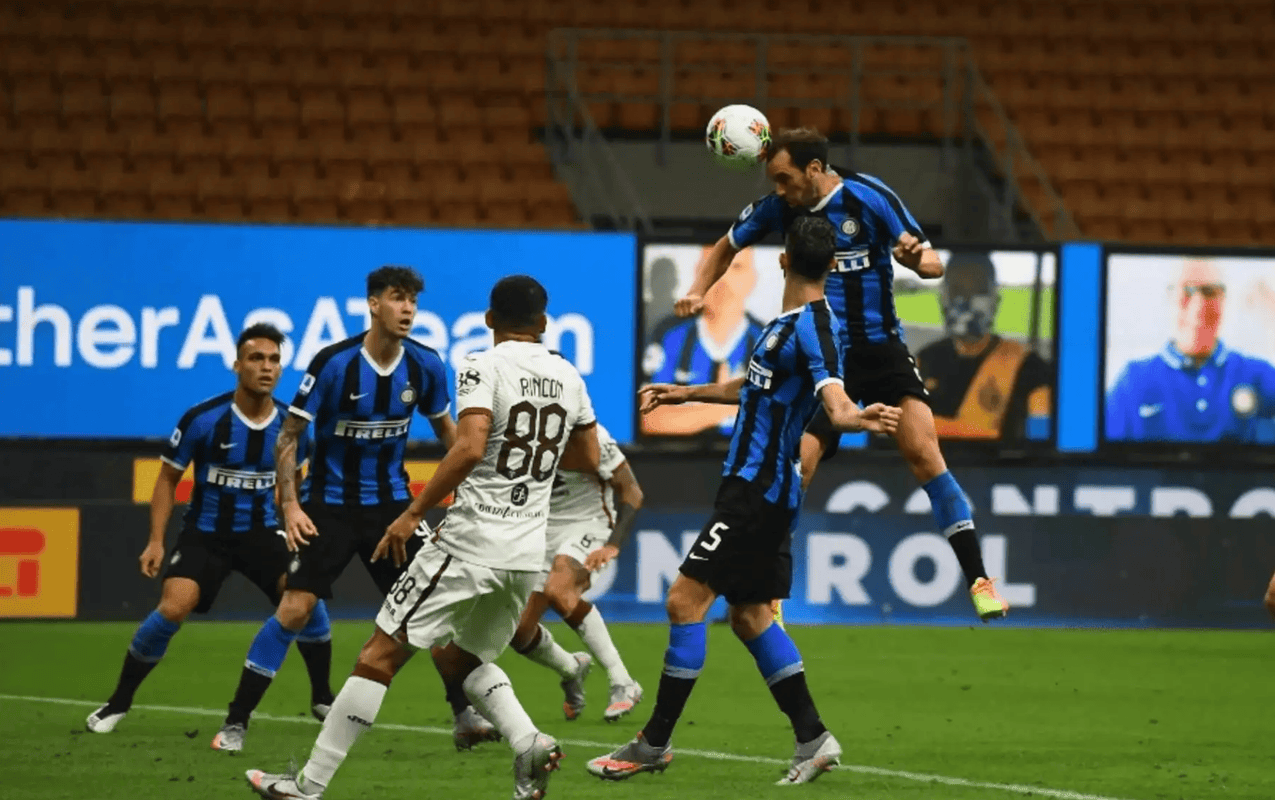 关于都灵球队客场被完全压制，难逃失败命运的信息