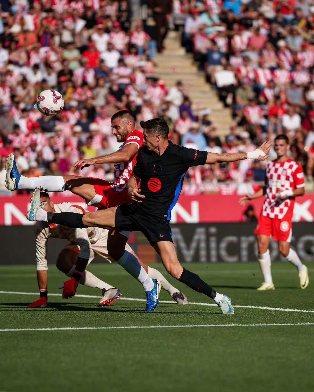 巴萨新援表现出色，帮助球队连胜迎来反弹