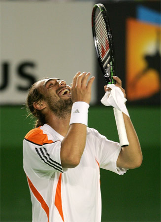 丹麦射击选手能够取得佳绩，欢呼胜利