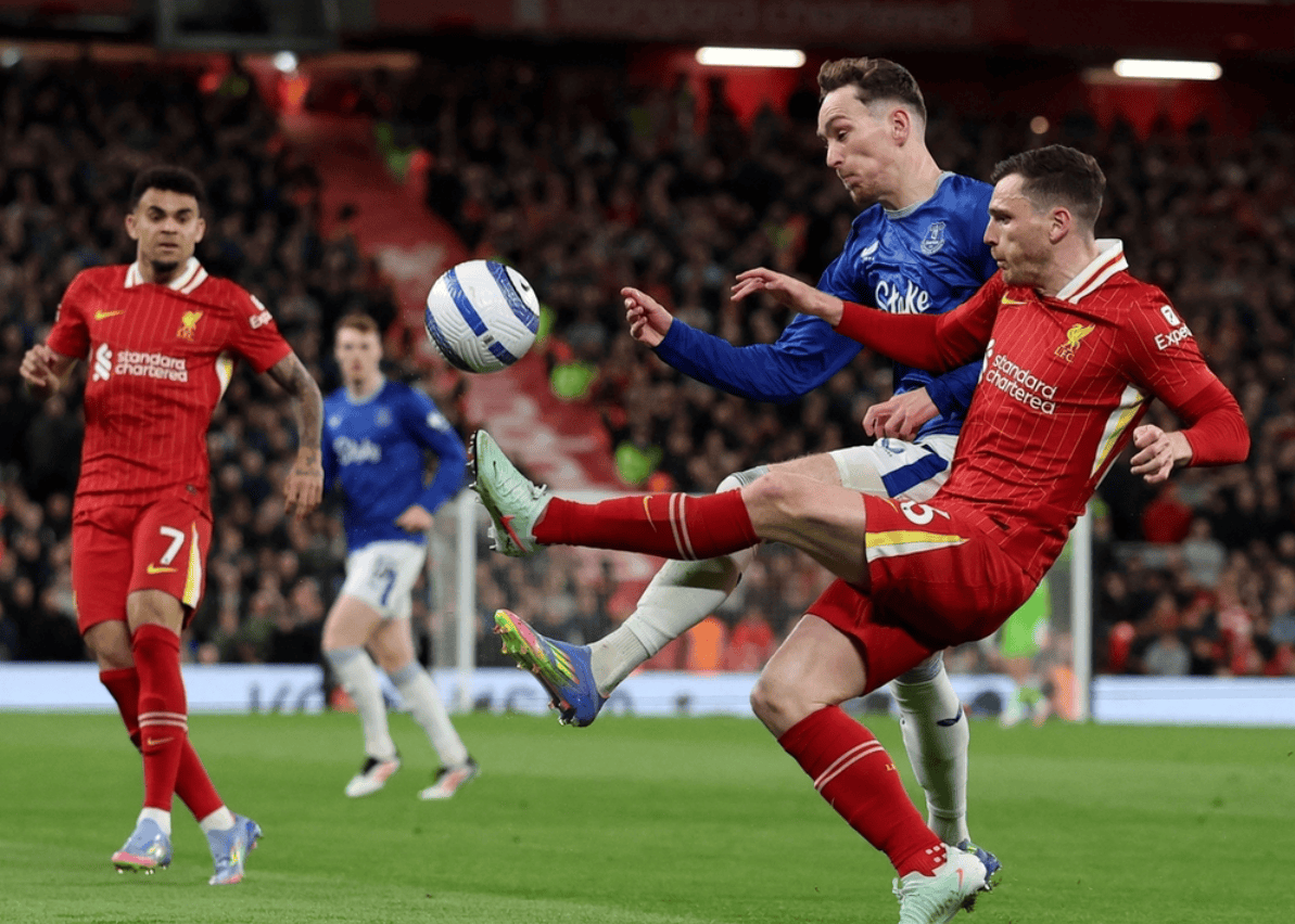 法国主场大胜波兰,小组领头羊 法国主场大胜波兰,小组领头羊