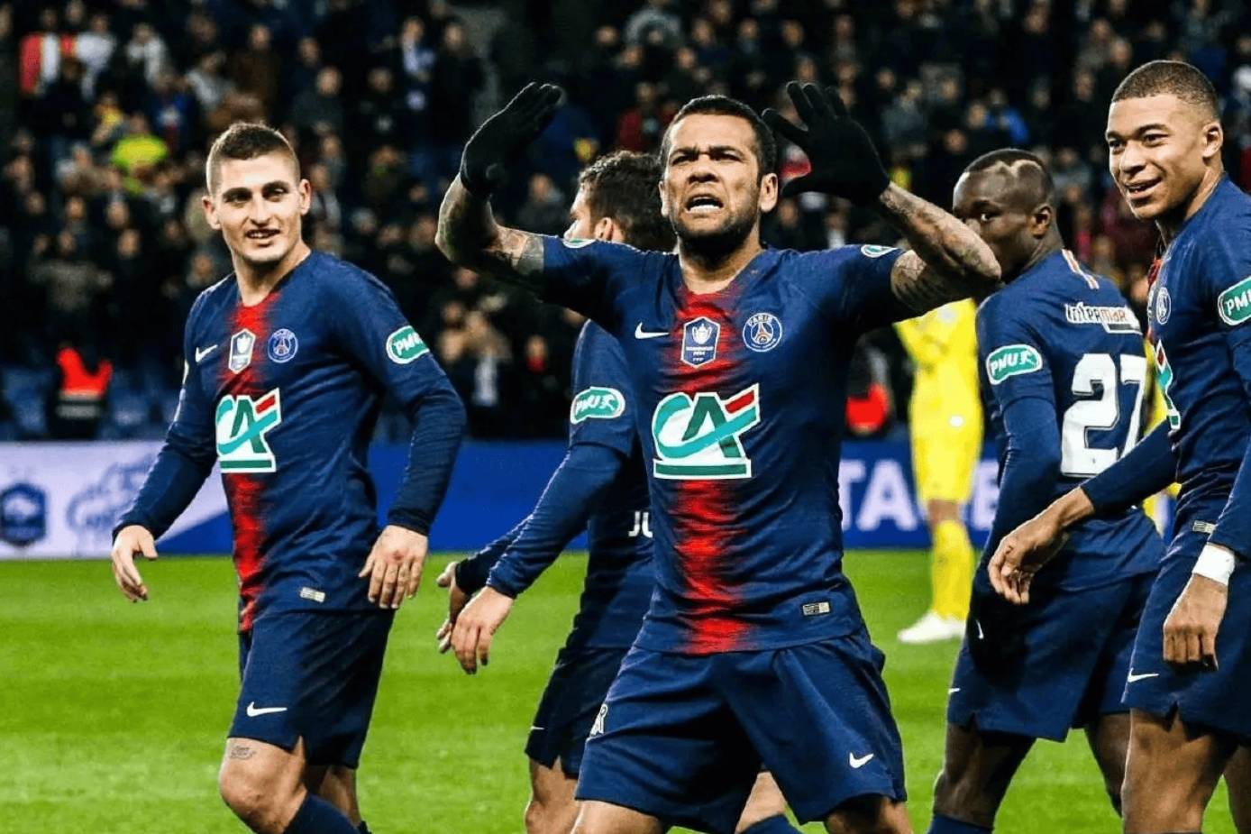 巴黎圣日耳曼大胜久违,法甲榜首地位更加稳固 巴黎圣日耳曼大胜久违,法甲榜首地位更加稳固