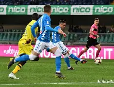 阿雅克肆虐主场,对手无可奈何 阿雅克肆虐主场,对手无可奈何