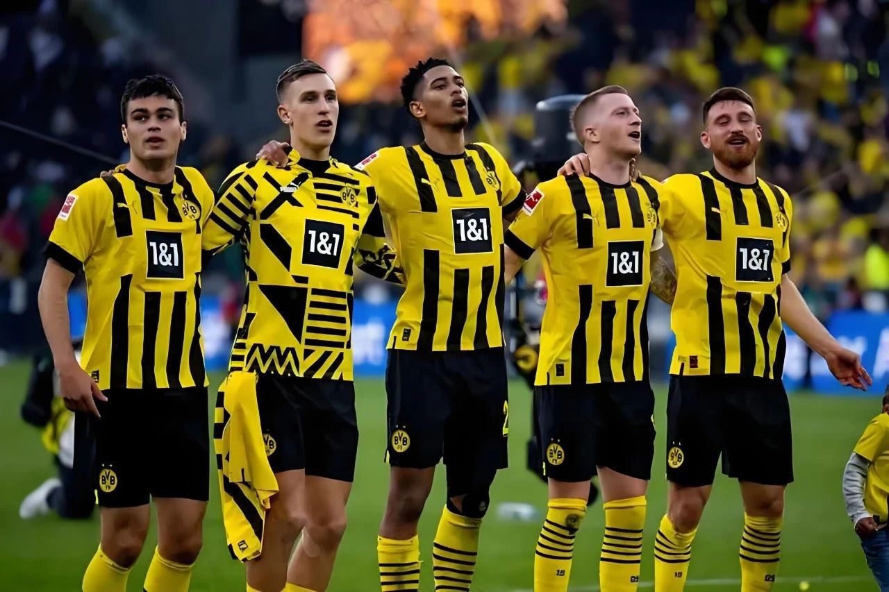 斯图加特战绩波动,可喜可忧! 斯图加特战绩波动,可喜可忧!