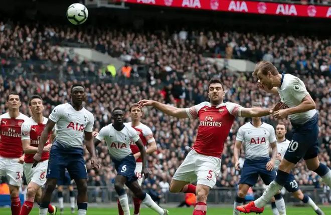 托特纳姆热刺主场失利，争夺欧洲联赛席位受阻