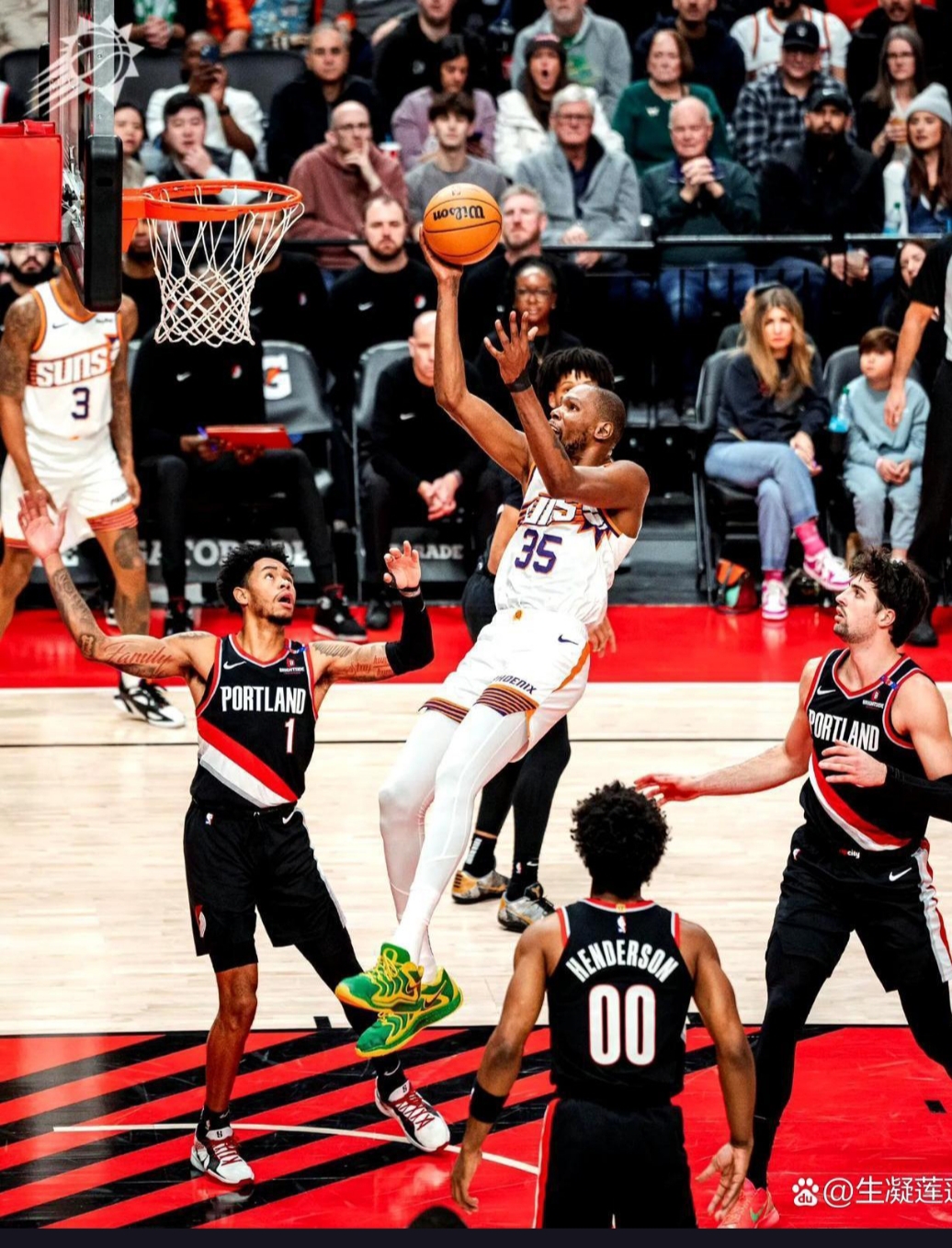 独行侠压哨逆转马刺，东契奇弹跳离场激情爆发