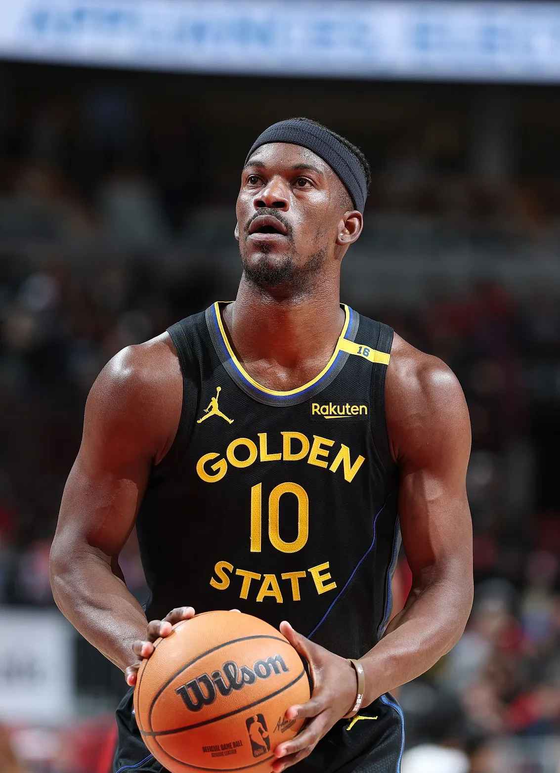 雄鹿大胜勇士取得四连胜